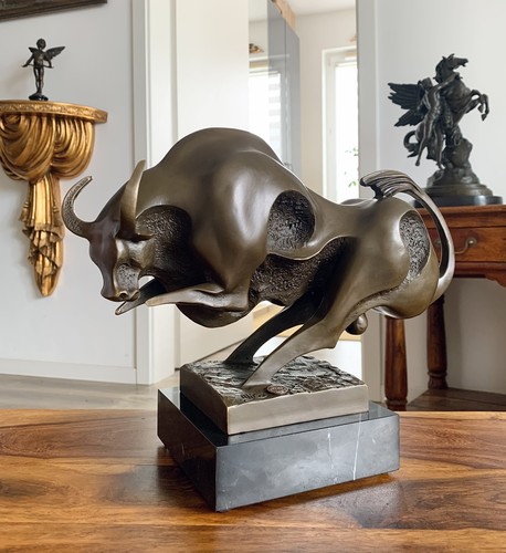 Bronzefigur stier skulptur - stier,