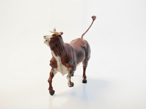 Figur raging stier - figur, skulptur