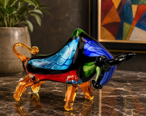 Glasfigur eines stiers - glasfigur, im