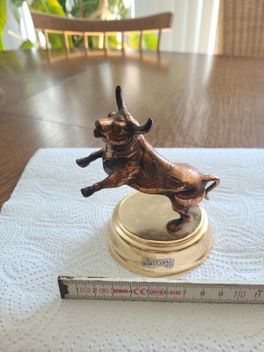 Stier figur aus barcelona - stier,