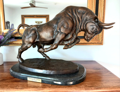 Bronzefigur stier skulptur - bronzefigur,