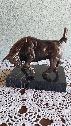 Schöne metall skulptur figur - schöne,