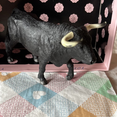 Mojo spanish bull farm animal - mojo,